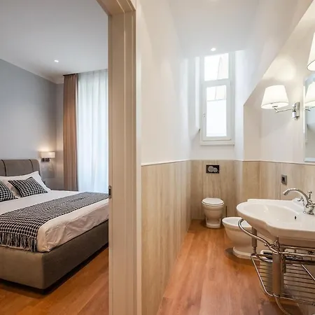 Deluxe Corso 14 With Duomo View Appartamento *