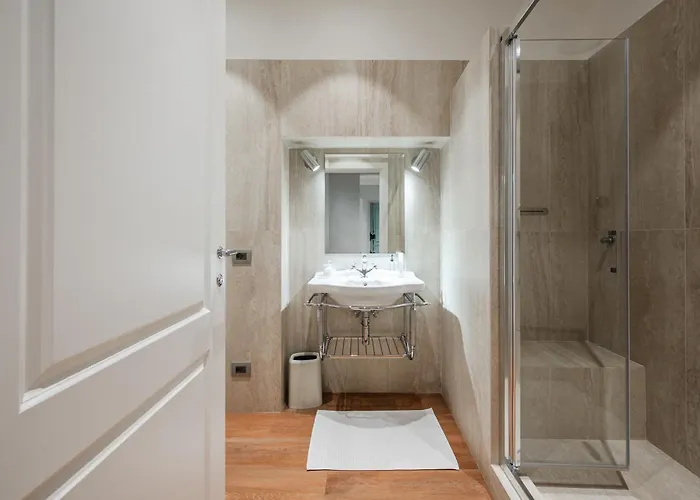 Deluxe Corso 14 With Duomo View Apartmán