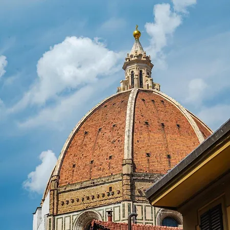 Deluxe Corso 14 With Duomo View